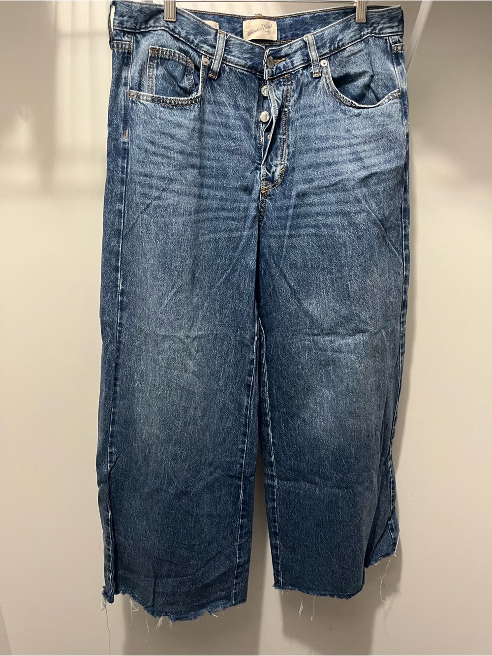 Women’s Raw-Hem Blue Denim Jeans